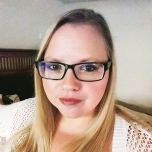 Meet your Posher, Stacy